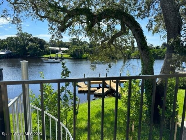 833 Paddleboard Court - Photo 2