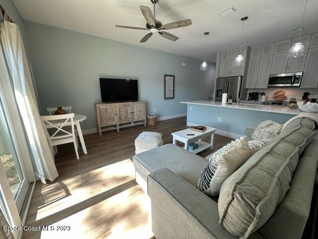 833 Paddleboard Court - Photo 10