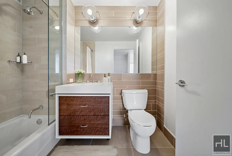 West 45 Street - Photo 2