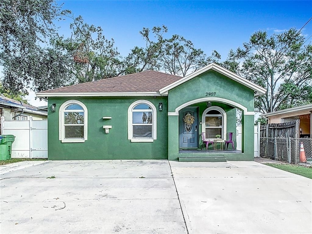 2907 W Arch Street - Photo 0