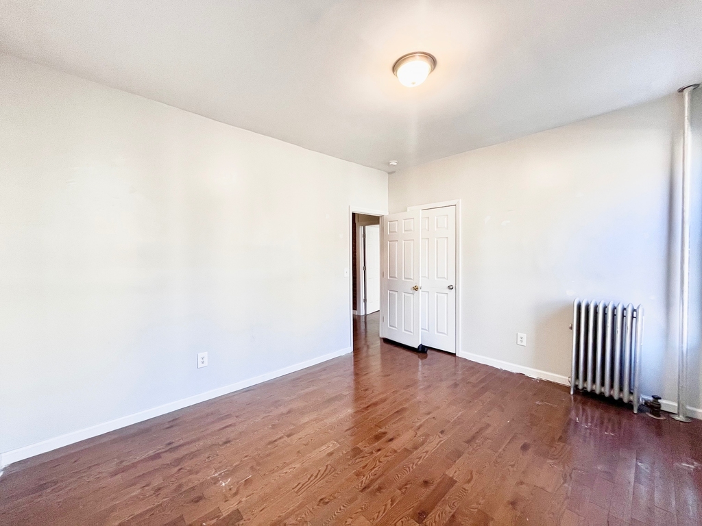 141 Nagle Avenue - Photo 7