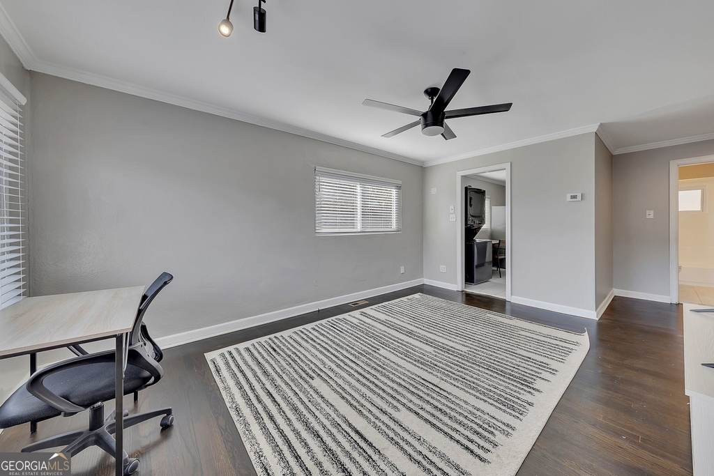 1040 Herndon Street Nw - Photo 3