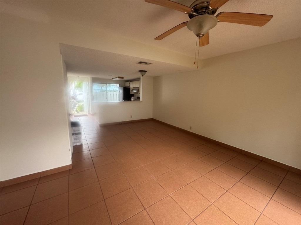 2845 Ne 15th Street - Photo 2