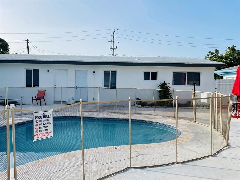 684 Ne 37th Street - Photo 8