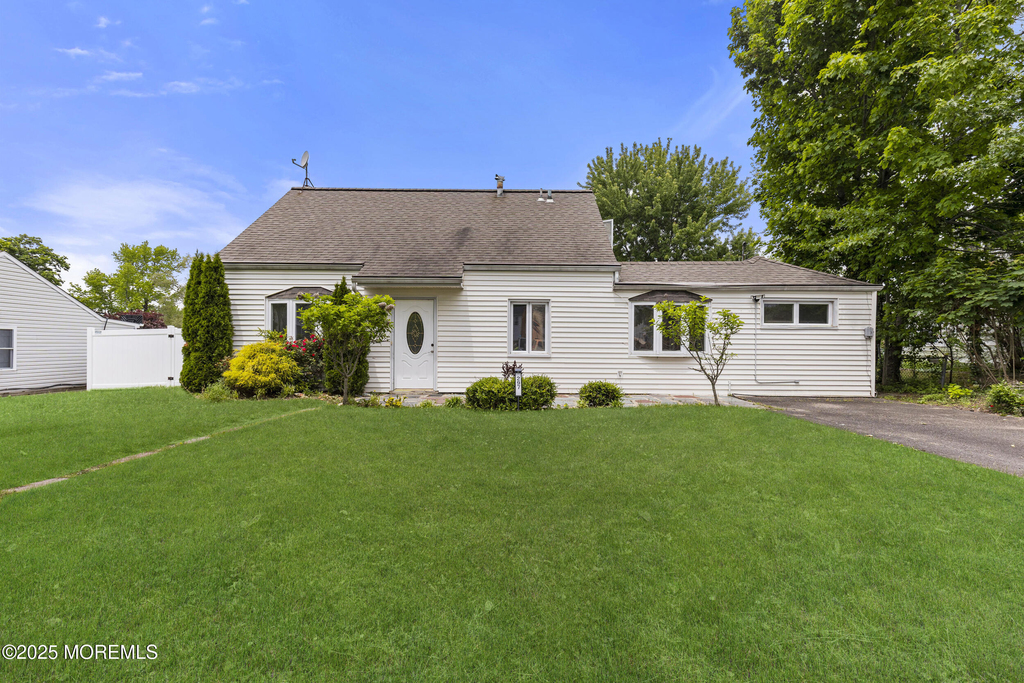 297 Highland Avenue - Photo 0
