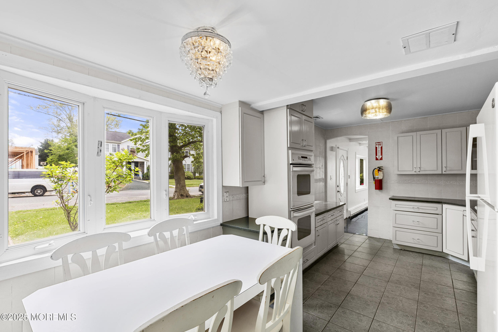 297 Highland Avenue - Photo 8