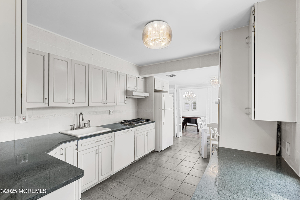 297 Highland Avenue - Photo 24