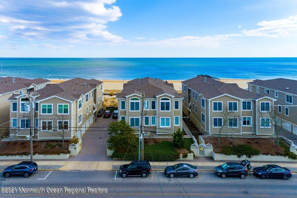221 Beachfront - Photo 14