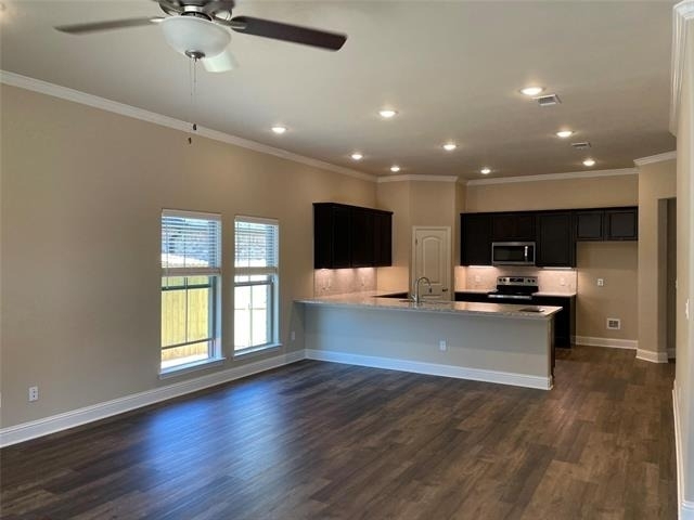 634 Nolan Drive - Photo 2