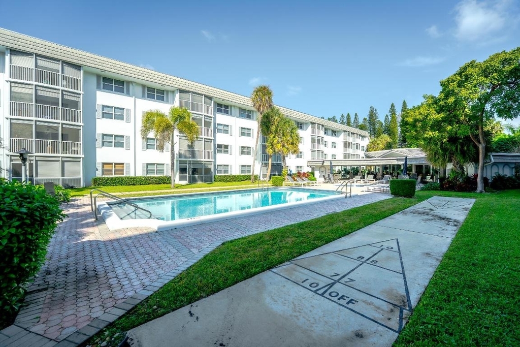 800 E Camino Real - Photo 30