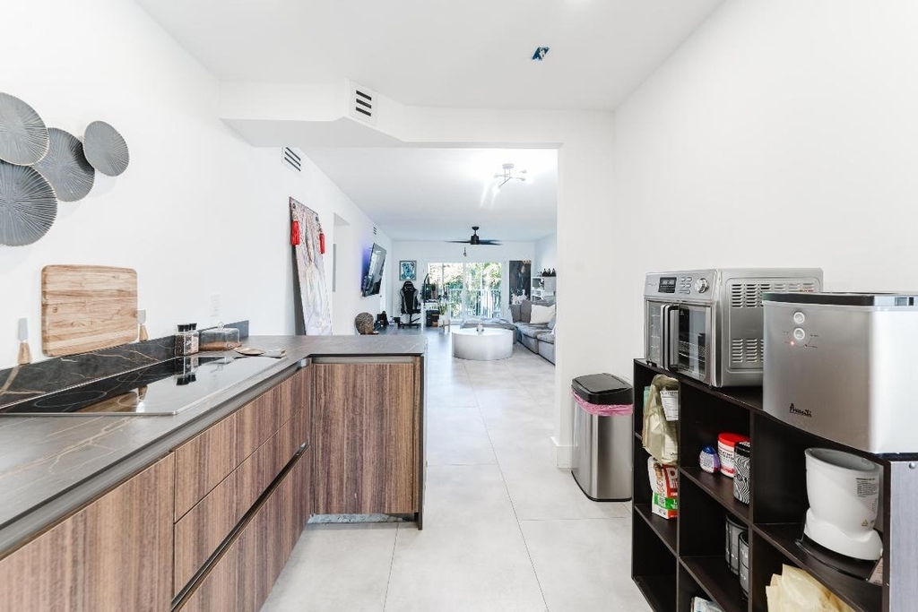 800 E Camino Real - Photo 7