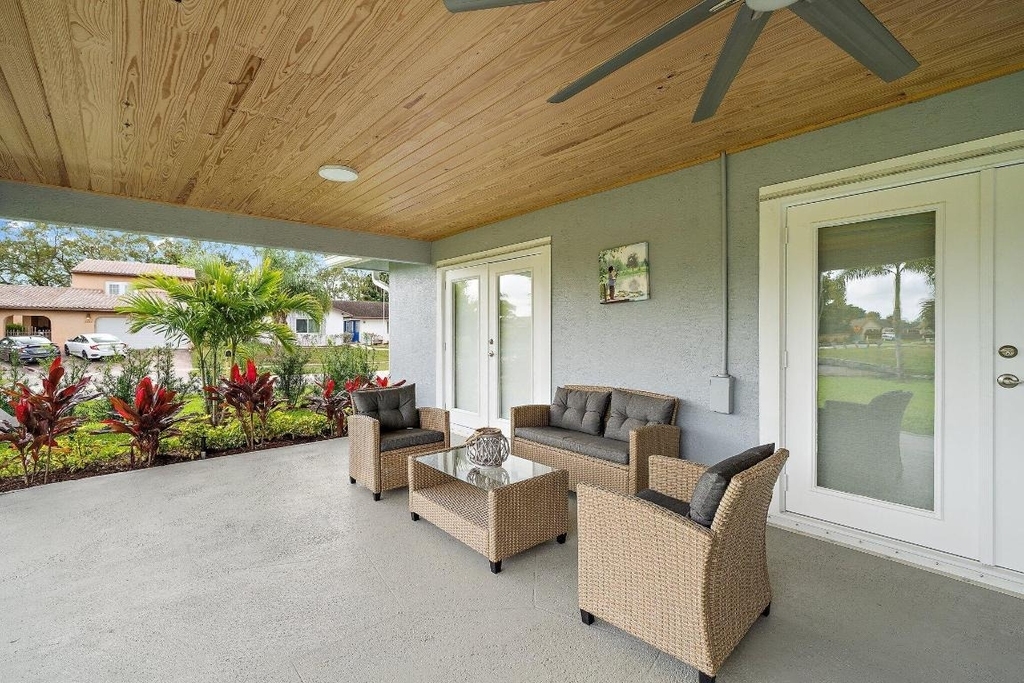1342 Essex Drive - Photo 46