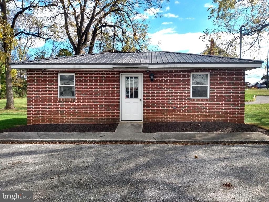 861 Buchanan Trail E - Photo 11
