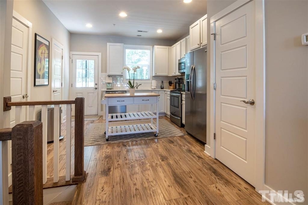 2800 Bedford Green Drive - Photo 5