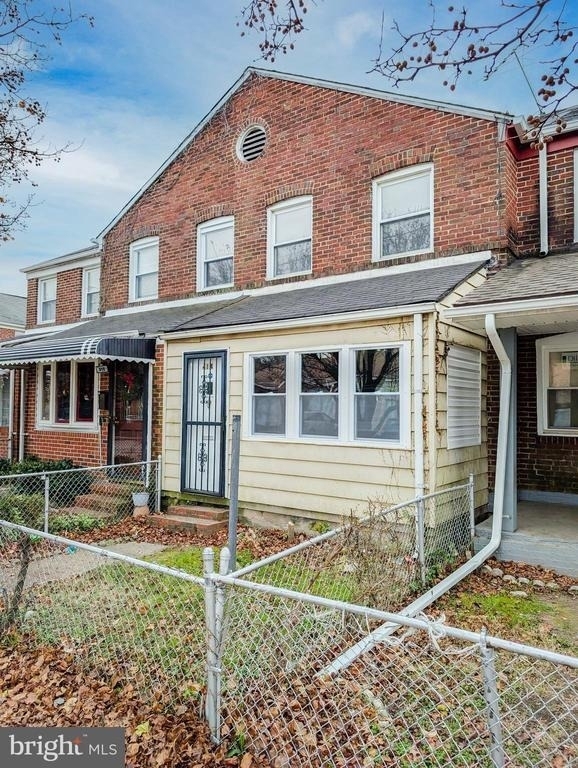 414 Avondale Road - Photo 0