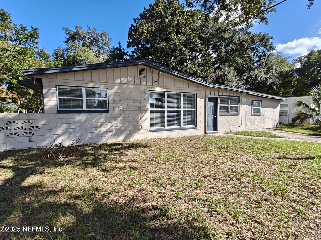2921 Mansion Road - Photo 1