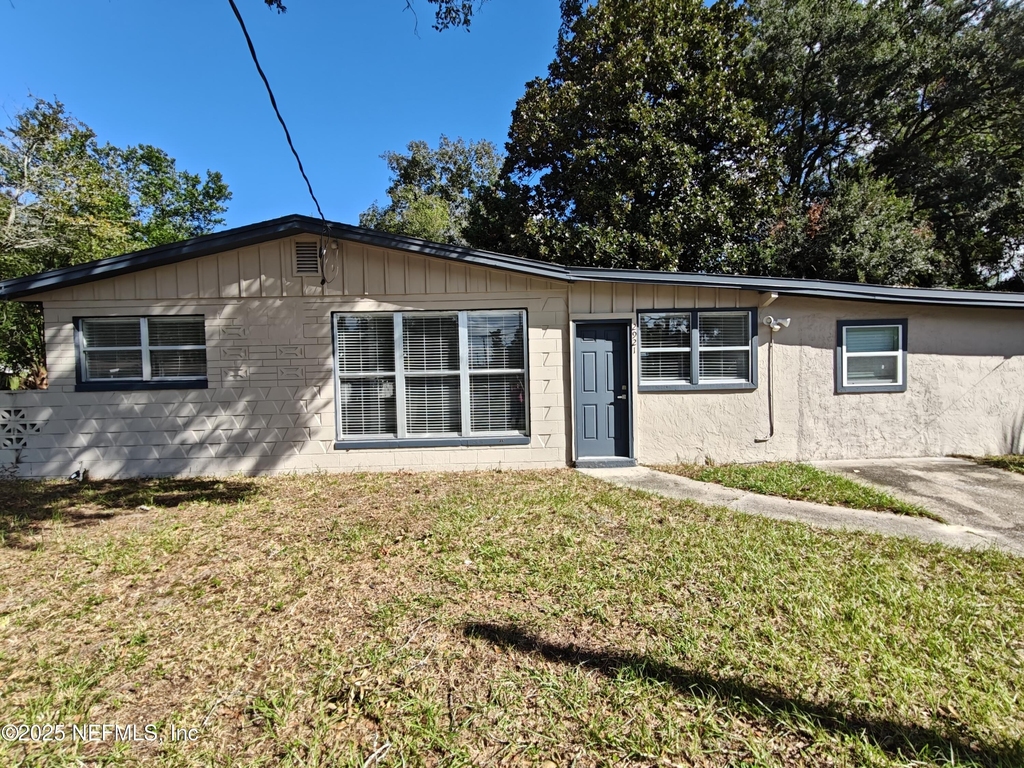 2921 Mansion Road - Photo 0
