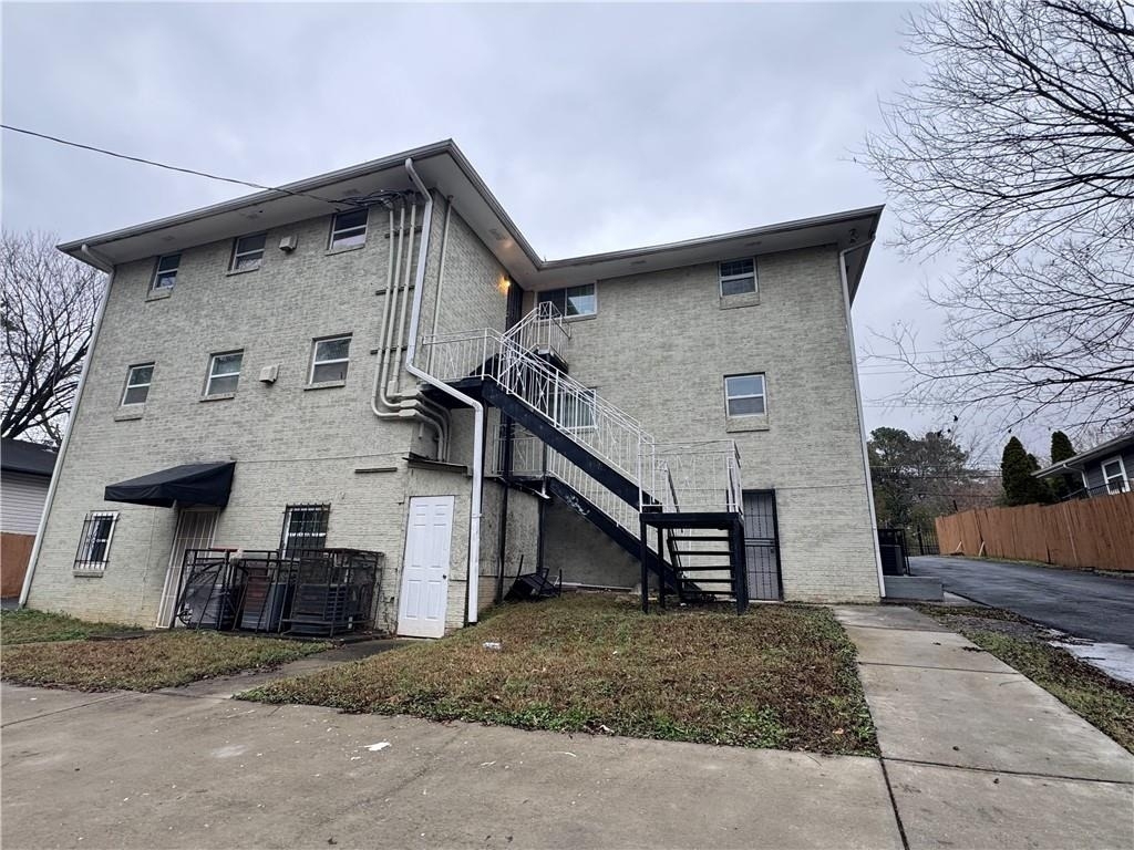 2430 Perry Boulevard Nw - Photo 1