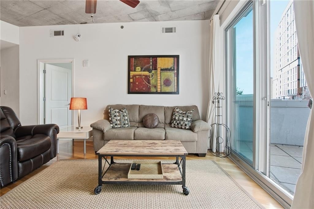 44 Peachtree Place Ne - Photo 12