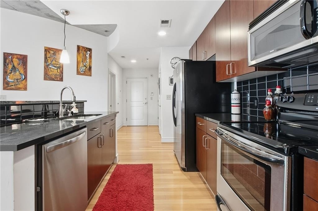 44 Peachtree Place Ne - Photo 8