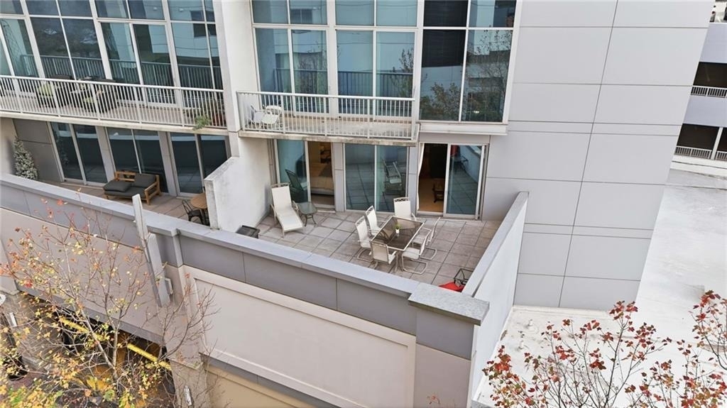 44 Peachtree Place Ne - Photo 0