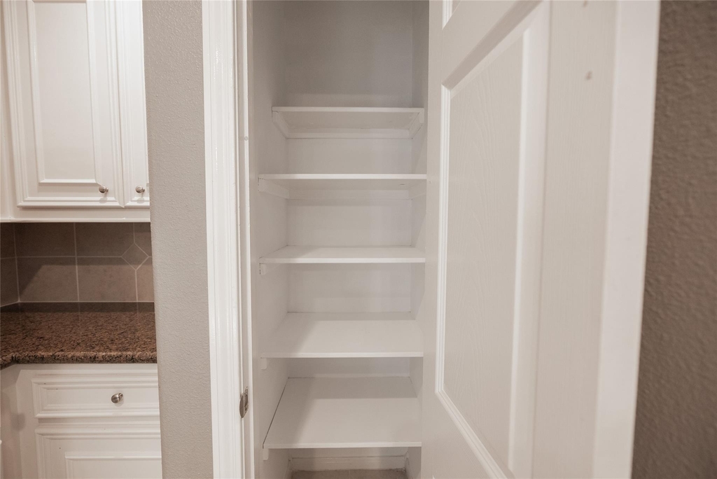 13165 Snow Lane - Photo 10