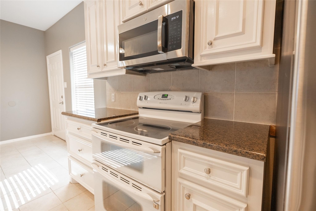 13165 Snow Lane - Photo 8