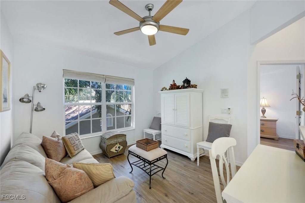 20161 Seagrove Street - Photo 5