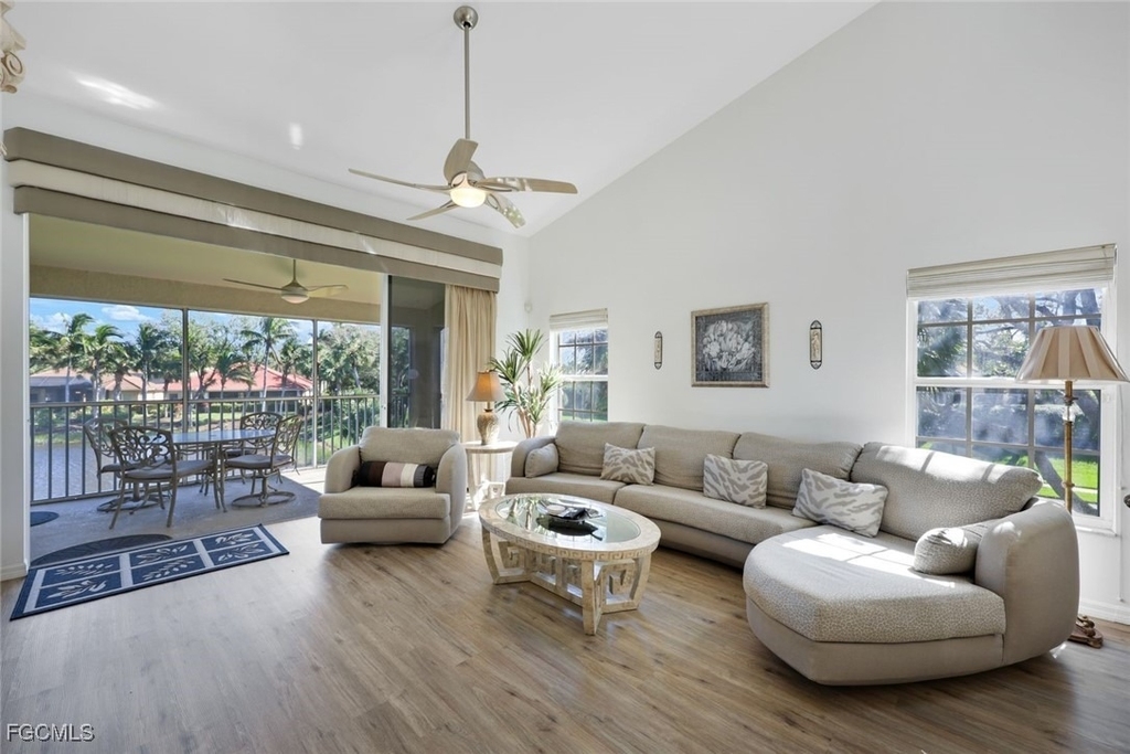 20161 Seagrove Street - Photo 2