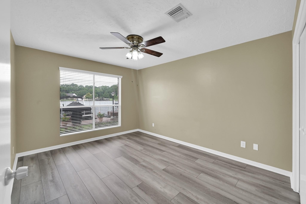 801 River Road - Photo 21