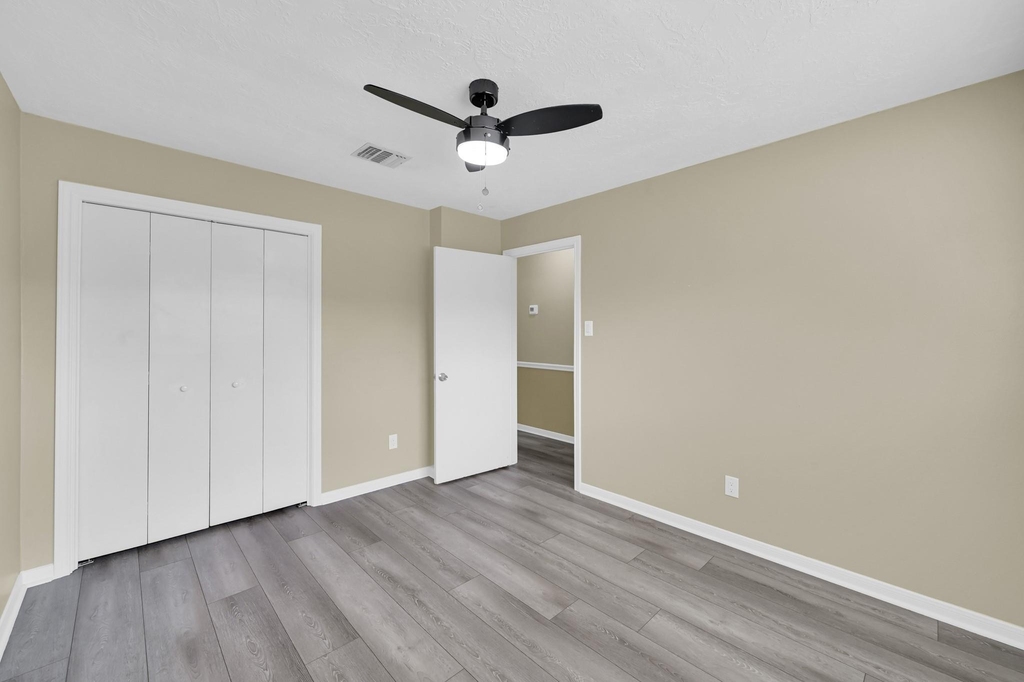 801 River Road - Photo 9