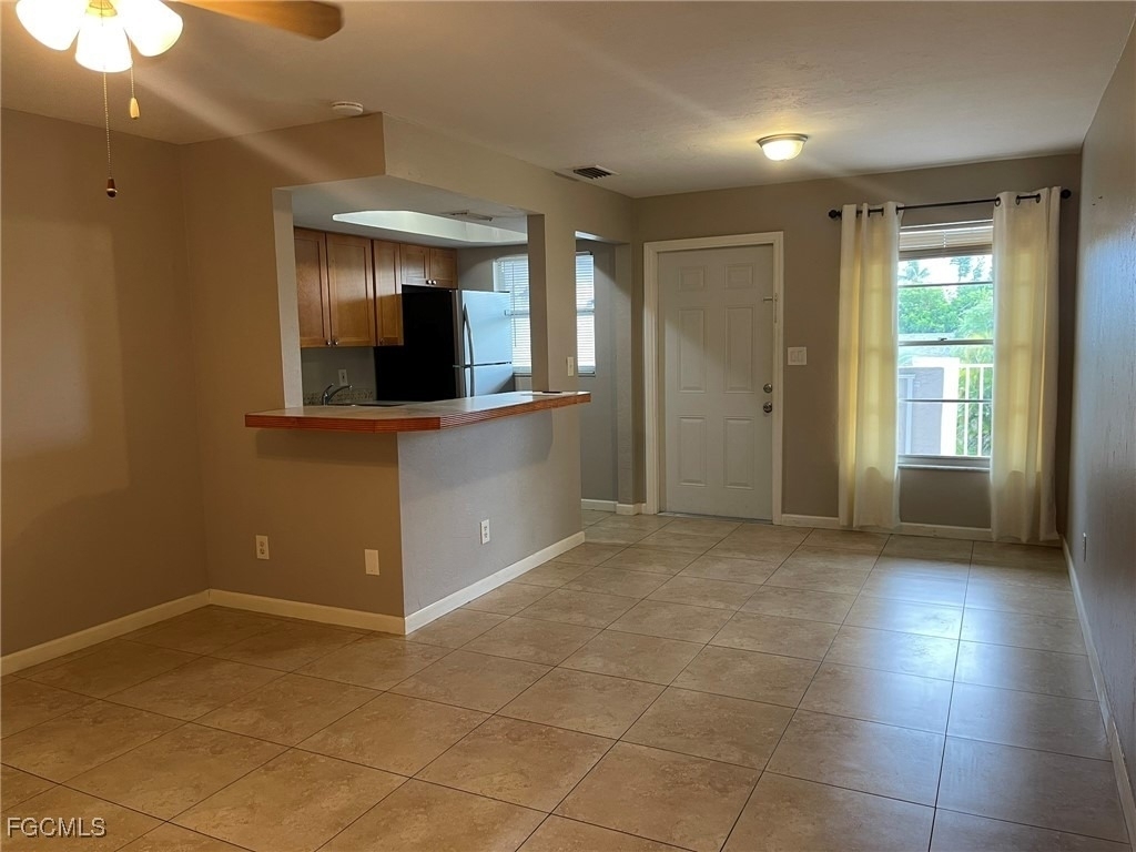 608 Se 46th Lane - Photo 2