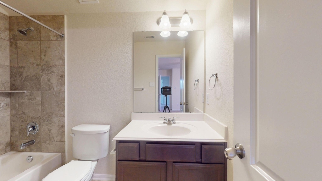 15103 Signal Ridge Way - Photo 23
