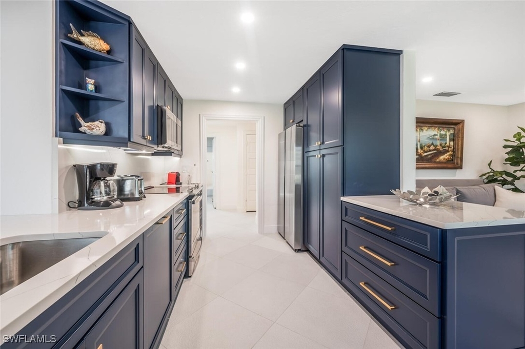735 Parkview Lane - Photo 13