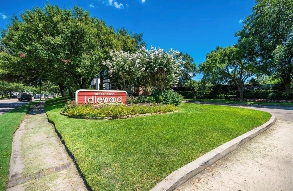 10047 Westpark Drive - Photo 1