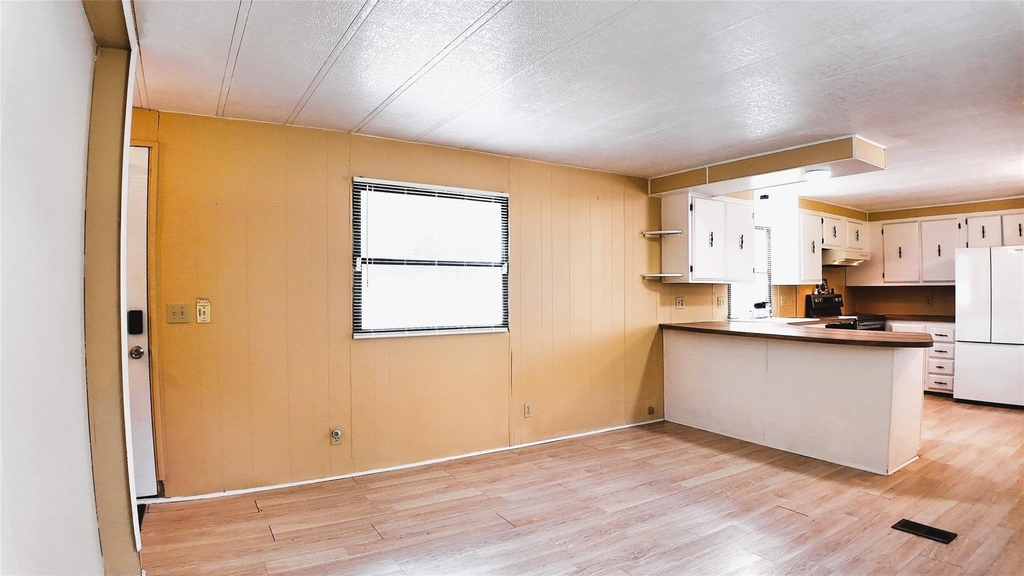 251 Oakdale Drive - Photo 6