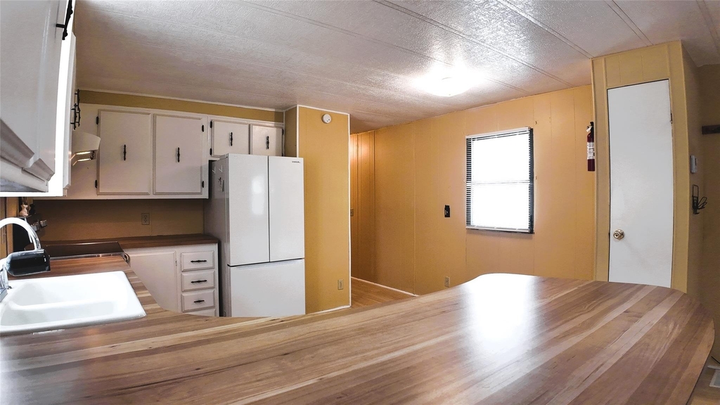 251 Oakdale Drive - Photo 12