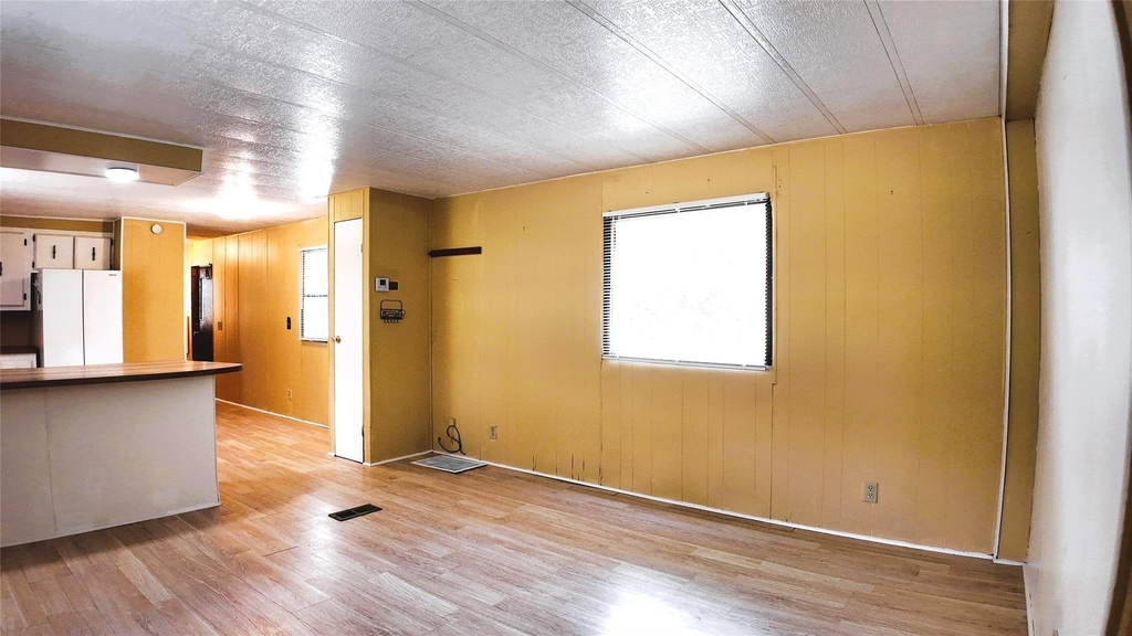 251 Oakdale Drive - Photo 5