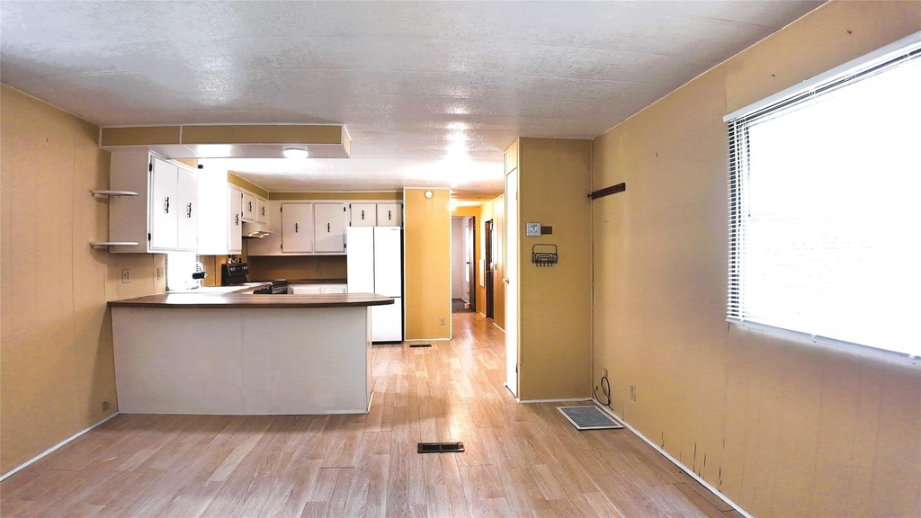 251 Oakdale Drive - Photo 7