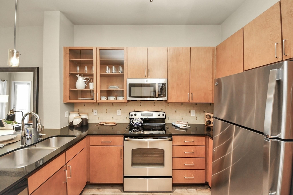 5455 Richmond Avenue - Photo 6