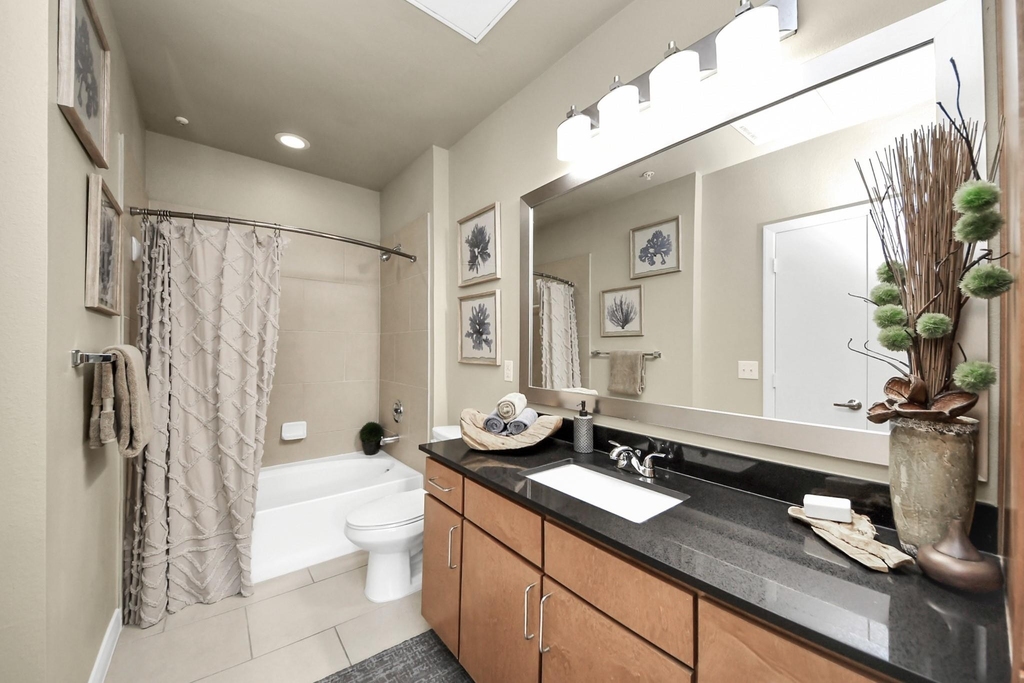 5455 Richmond Avenue - Photo 19