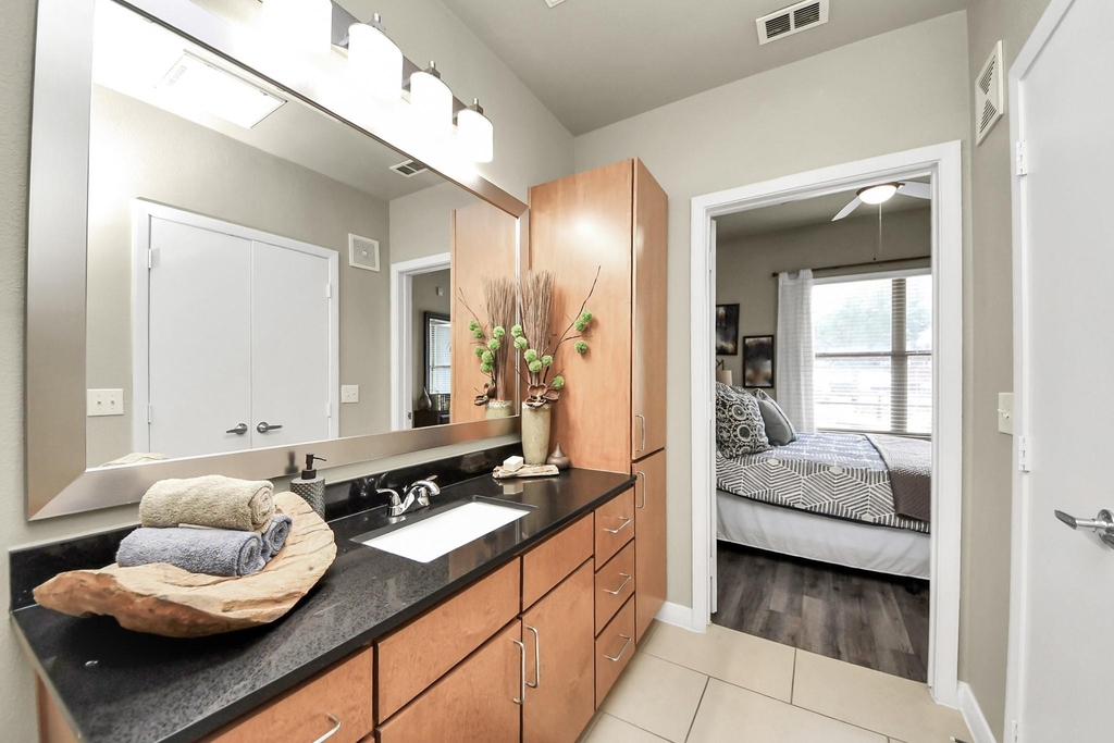 5455 Richmond Avenue - Photo 20