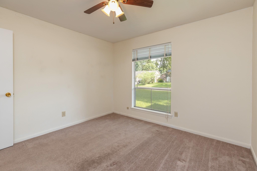 2623 Longleaf Pines Drive - Photo 28