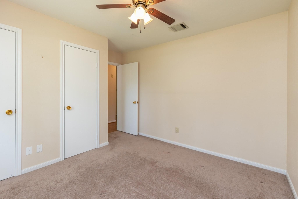 2623 Longleaf Pines Drive - Photo 24