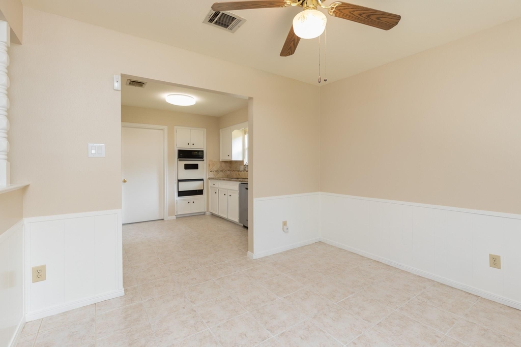 2623 Longleaf Pines Drive - Photo 10