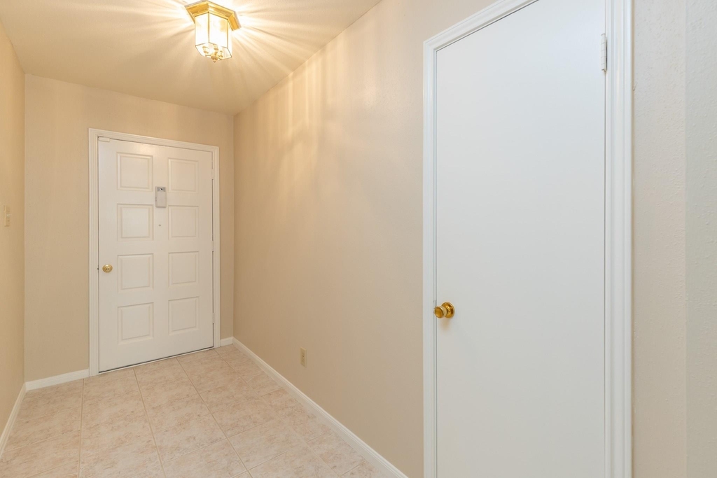 2623 Longleaf Pines Drive - Photo 3