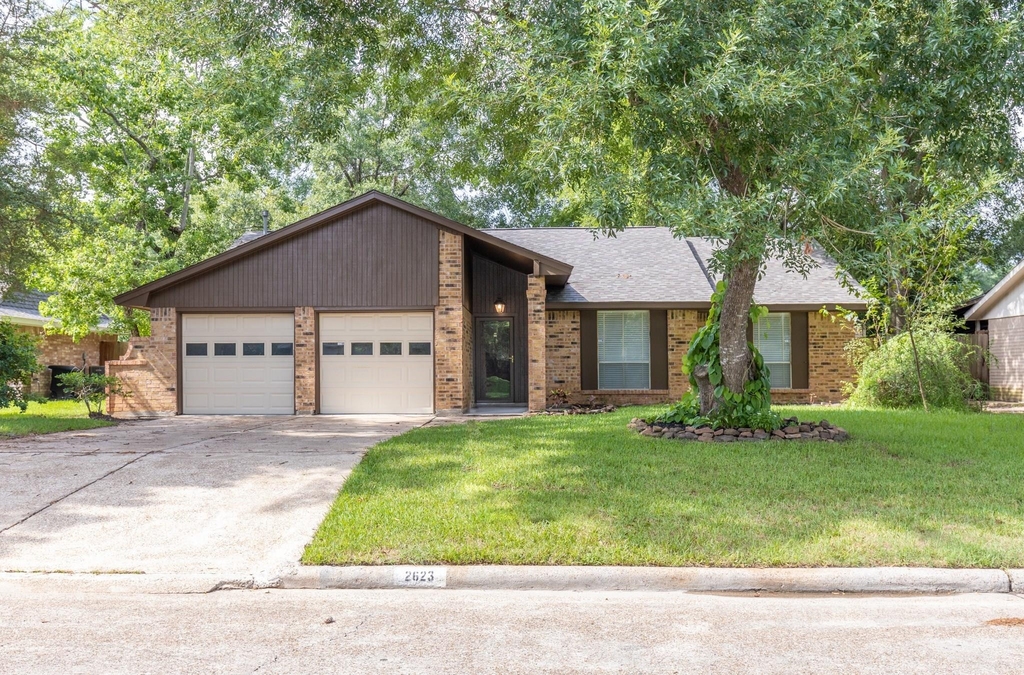 2623 Longleaf Pines Drive - Photo 1