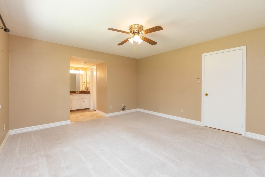 2623 Longleaf Pines Drive - Photo 19