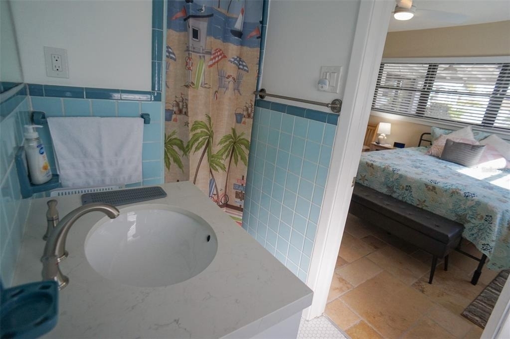 929 Lantana Avenue - Photo 48