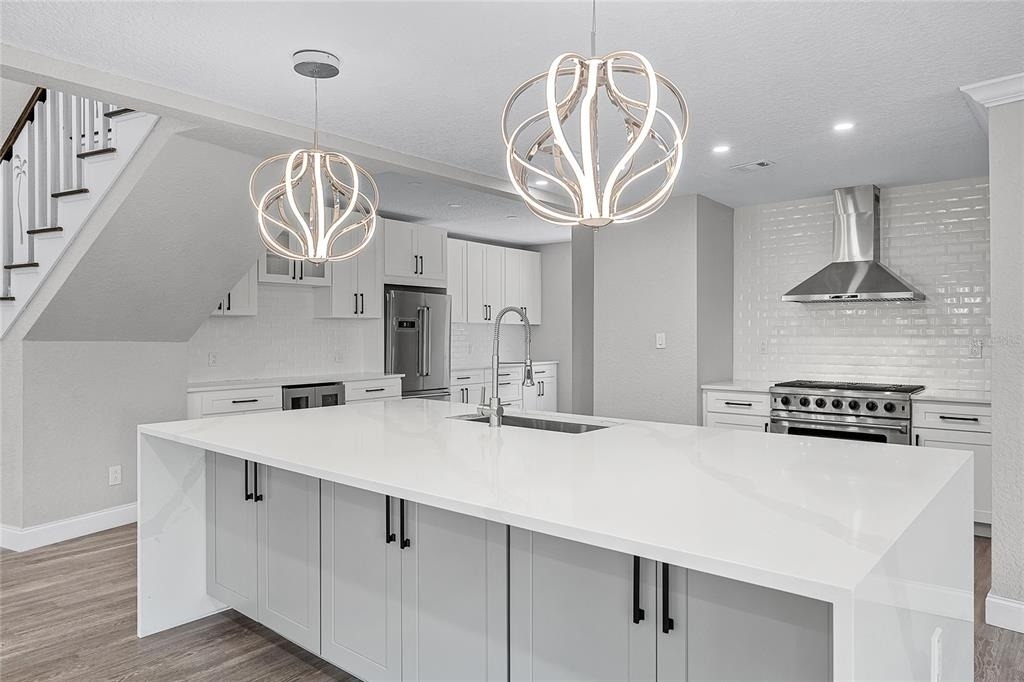 311 E 8th Avenue - Photo 25